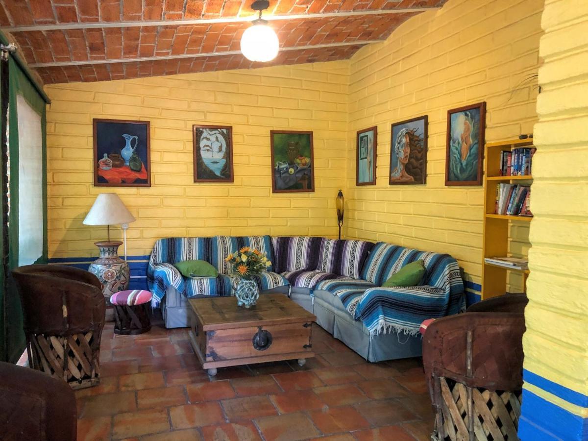 Casa Del Retono Bed & Breakfast Tlaquepaque Exterior photo