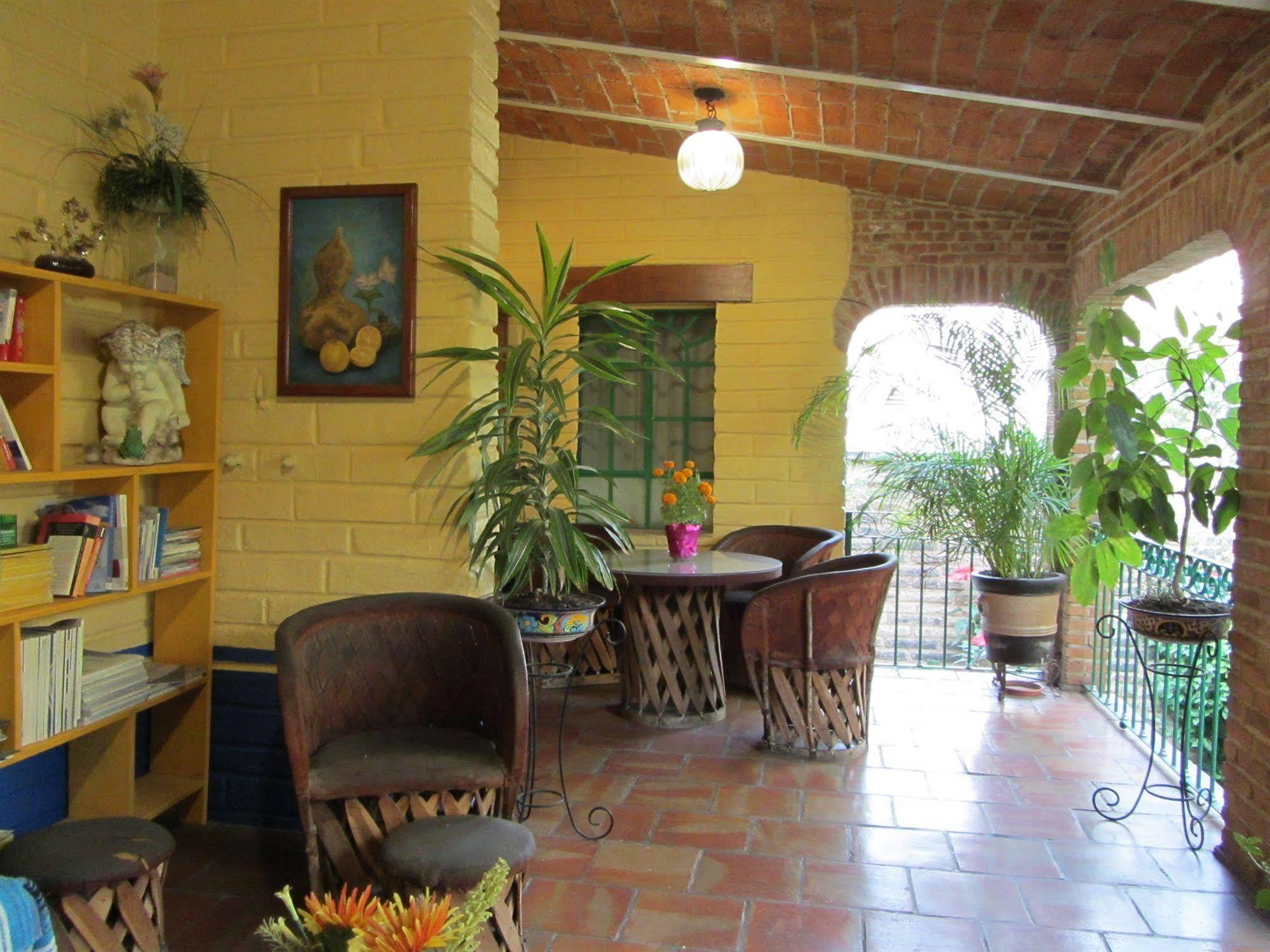 Casa Del Retono Bed & Breakfast Tlaquepaque Exterior photo